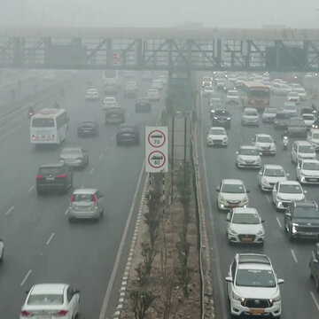 Delhi weather today: IMD yellow alert for dense fog, flight operations hit, AQI remains high