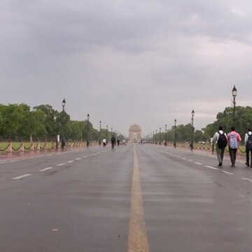 Delhi to see cloudy skies as IMD warns of heavy rain in Northeast