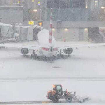 Watch: Panic onboard Fly91 flight as bad weather keeps passengers airborne for hours