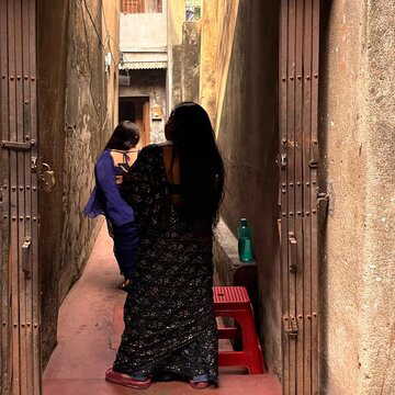 Election commission takes drive beyond Sonagachi; camps set for Kalighat, Khidirpur