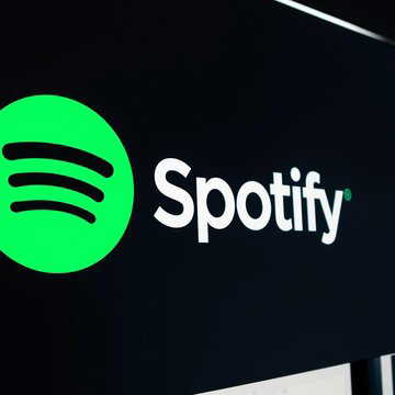 Spotify spends 10 billion dollars on podcast: Here’s how creators can earn more now