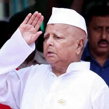 Quid pro quo: Lalu Prasad Yadav and family faces Delhi court in IRCTC hotel tender scam