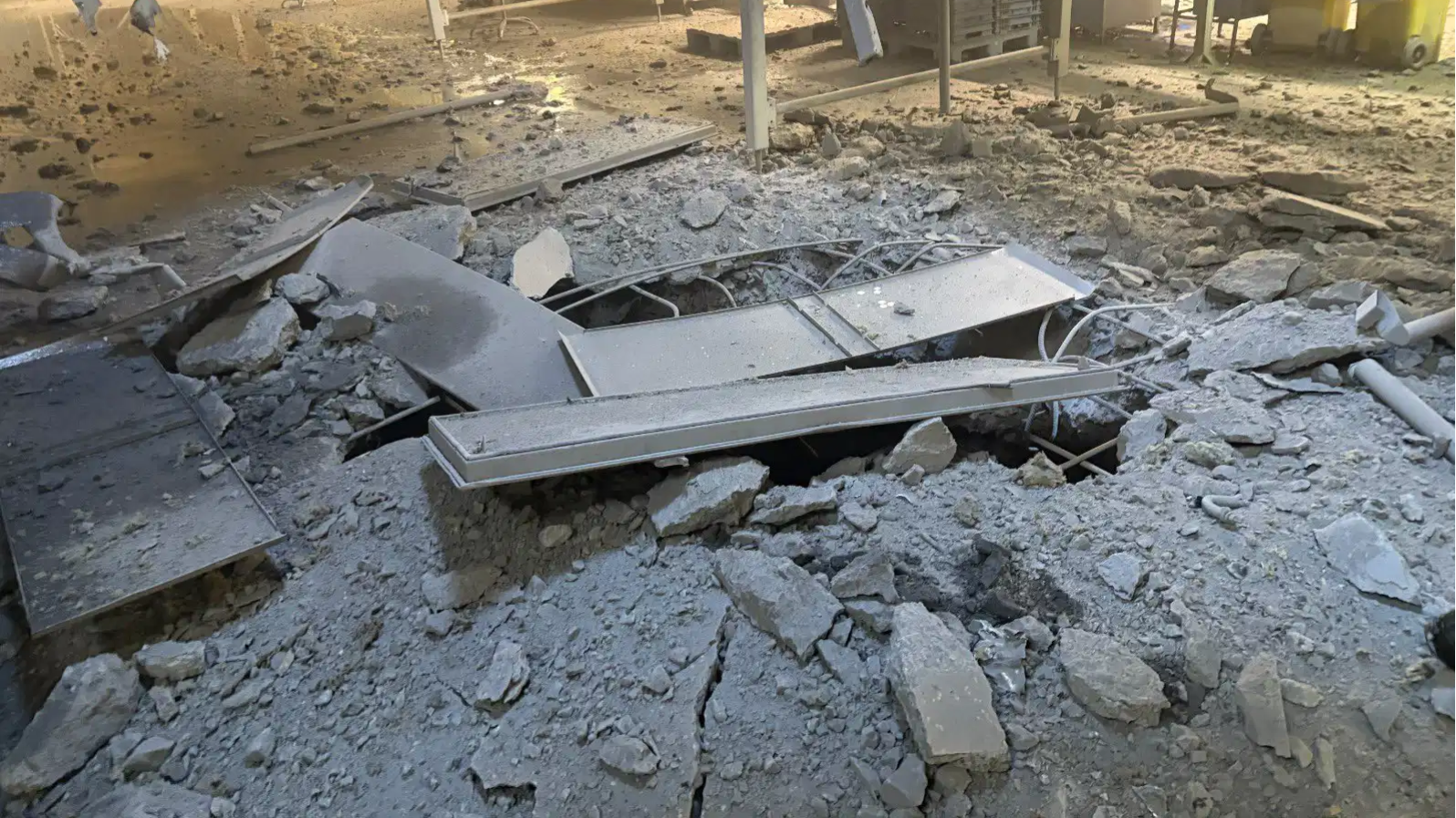 Russia launches fresh strikes on Ukraine; explosions rock Kyiv before dawn