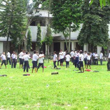 ₹500 for admit card form! Students protest, block state highway