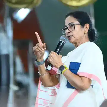 Mamata Banerjee Dharna Day 4 LIVE: CM alleges pamphlet distribution by BJP outside venue