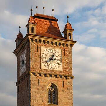 From Mumbai to London: Iconic clock towers across the World you should know about
