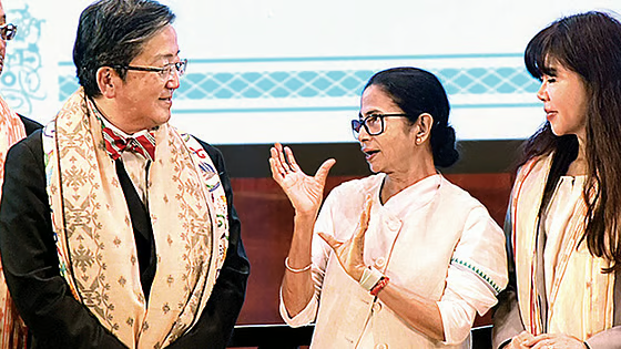 Chief Minister Mamata Banerjee receives honorary D.Litt from Japan's Okayama University