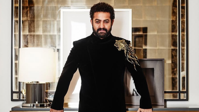 'I said quiet': Jr NTR reacts as shouting fans disrupt speech at Bengaluru event | WATCH