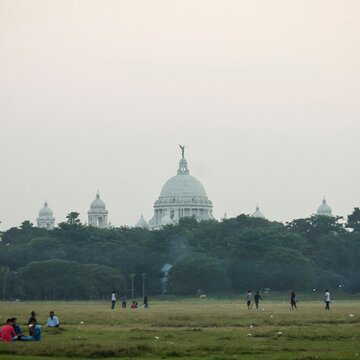 Chilly nights, warmer days ahead: How long will winter hold on in Kolkata?