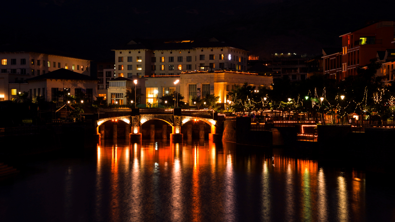 Planning a Getaway? Visit Lavasa, the ‘Little Italy of India’