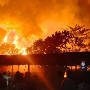 Devastating fire at Rohingya camp in Bangladesh's Cox’s Bazar reduces 25 homes to ashes