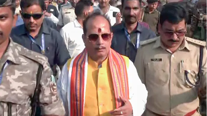 Vijay Kumar Sinha gets ahead in key Bihar contest, shows early trend