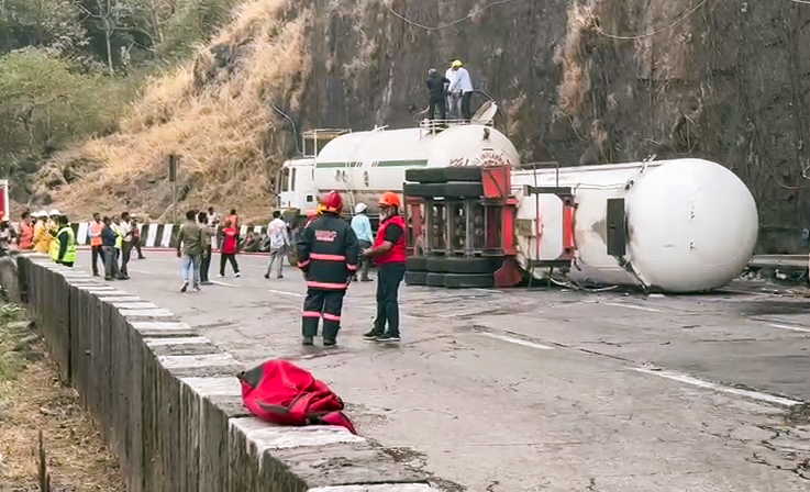 33-hour Mumbai-Pune Expressway jam: 1 lakh motorists to get Rs 5.16 crore toll refund