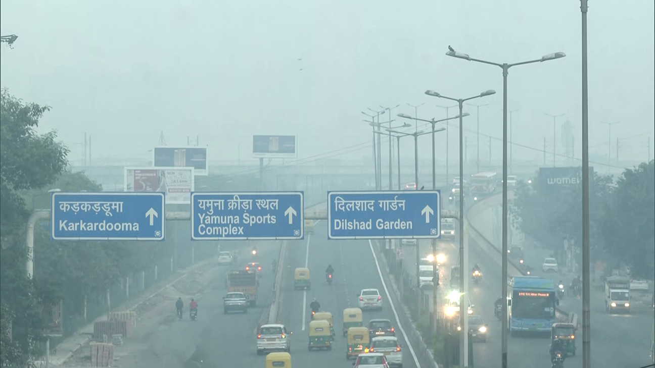 New day same story: Dense smog and cold conditions worsen as Delhi AQI crosses dangerous levels