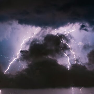 Over 200 lightning strikes hit Kolkata in 90 minutes as cloudburst rainfall returned on Saturday night