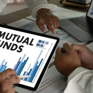 Over 23 per cent returns in one year, THESE 5 mutual funds are champions even in a weak market