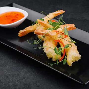 Want a delicious starter for New Year's evening? Make prawn tempura