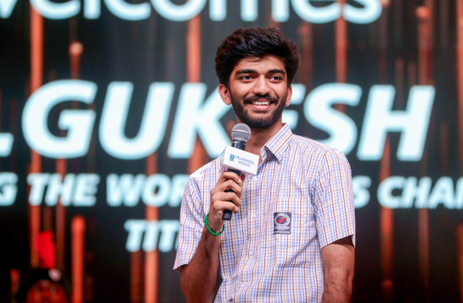 Hikaru's king toss celebration against Gukesh sends netizens into a spiral