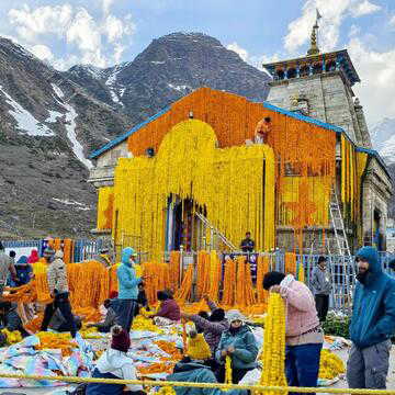 Planning Kedarnath visit? You can't carry your phone inside temple now