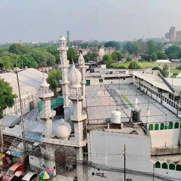 Stone pelters near the Delhi mosque during the demolition drive were identified on CCTV footage