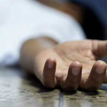 BLO dies in Malda, family alleges work pressure from SIR duties led to illness