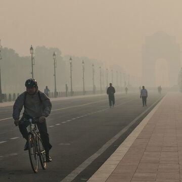 Viral video of Delhiite shows air purifier turning black in 2 weeks as AQI worsens