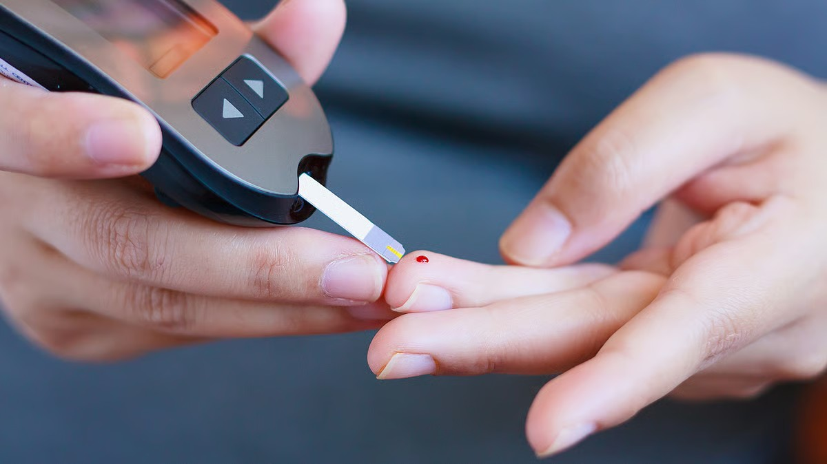 High blood sugar? Doctors advise six daily tests for safer control