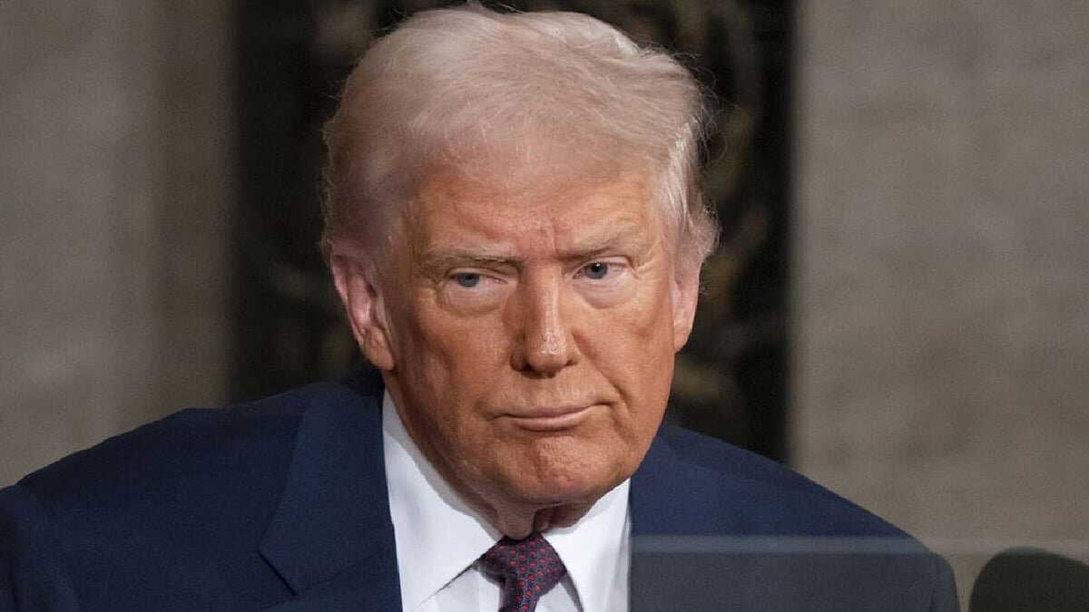 President Trump sues BBC with 1-billion-dollar defamation suit over Capitol Hill incident