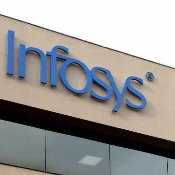 Infosys in focus after Q3 results; what are market experts advising now?