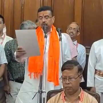 Oath-taking begins in Bengal Assembly: Suvendu Adhikari leads with first swearing-in