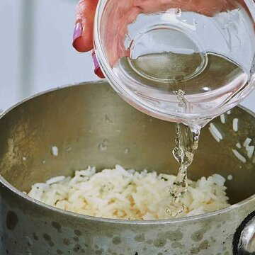 Eating reheated leftover rice? But this small mistake could be dangerous