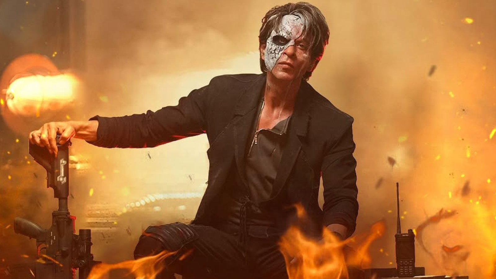 Shah Rukh Khan bags a FIRST at 71st National Awards!