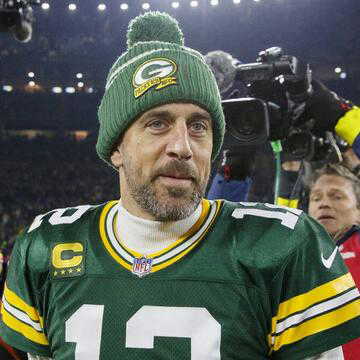 Steelers secure Aaron Rodgers for another NFL campaign