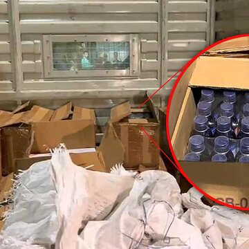 Police intercept pickup truck recovering large quantity of banned cough syrup in Birbhum, one held