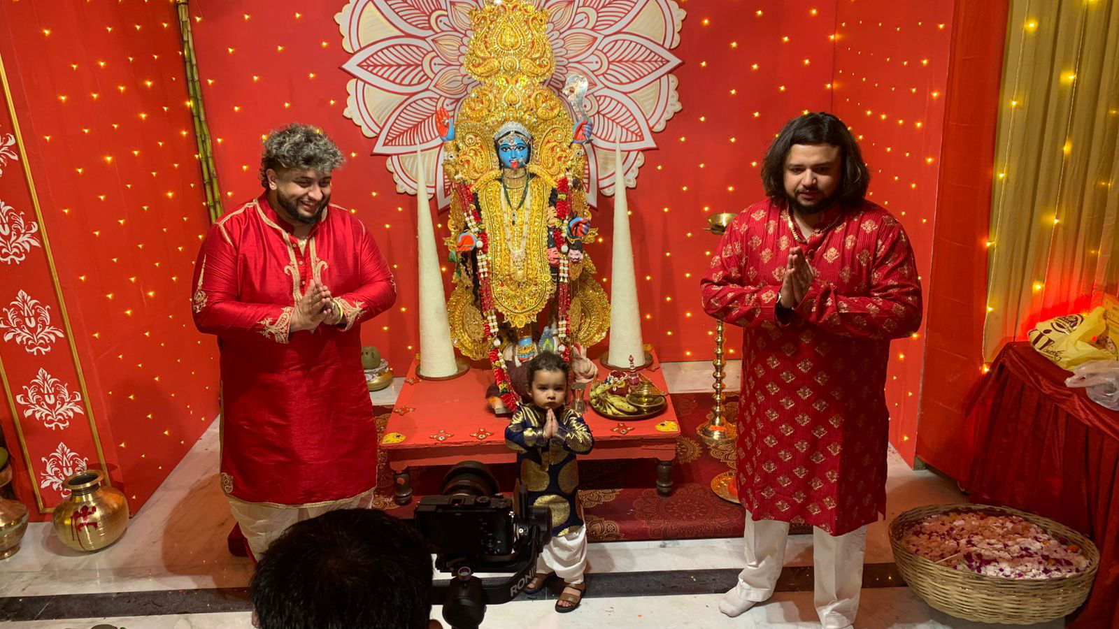 'Sabeki roots met golden glitter': THIS 300-year-old Kali Puja celebration wowed Kolkata visitors - all details here