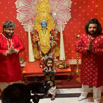 'Sabeki roots met golden glitter': THIS 300-year-old Kali Puja celebration wowed Kolkata visitors - all details here