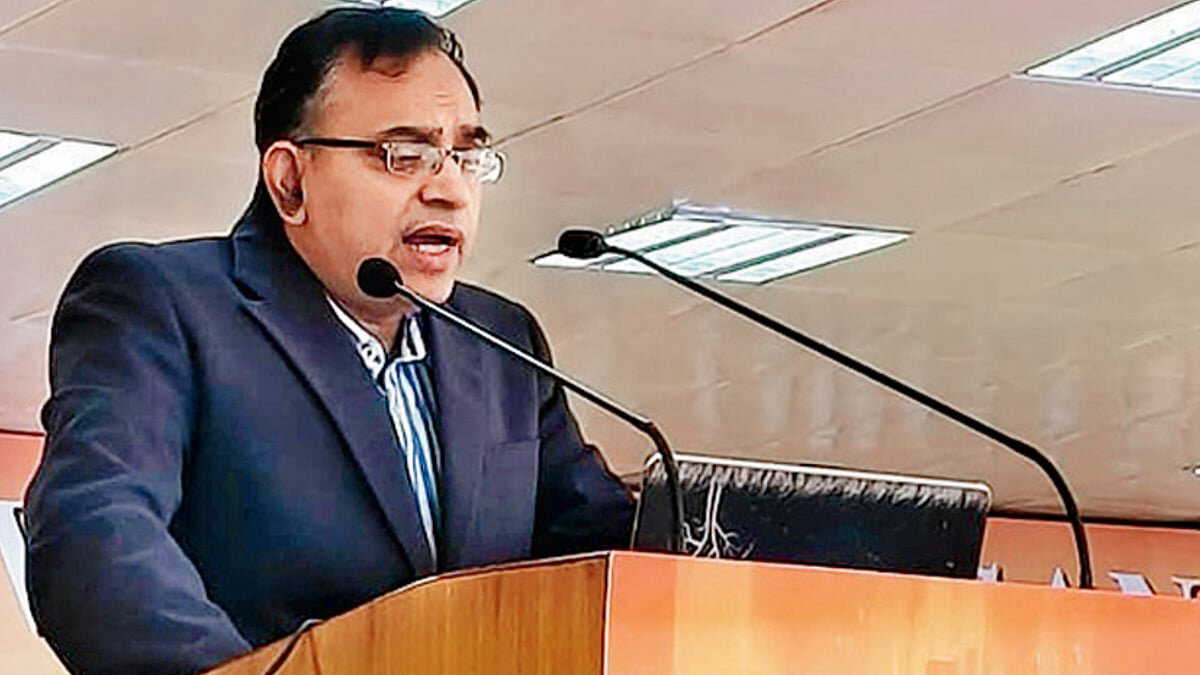 'Hooliganism should not be encouraged in the name of freedom', IIT director sends clear warning in university's alumni conference