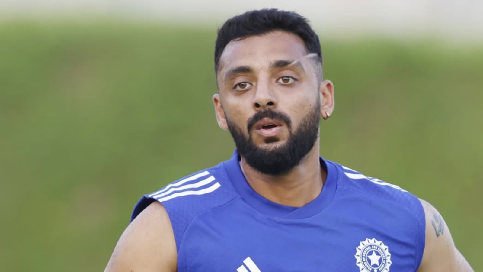 Chakravarthy blames Dubai lights for India’s fielding struggles