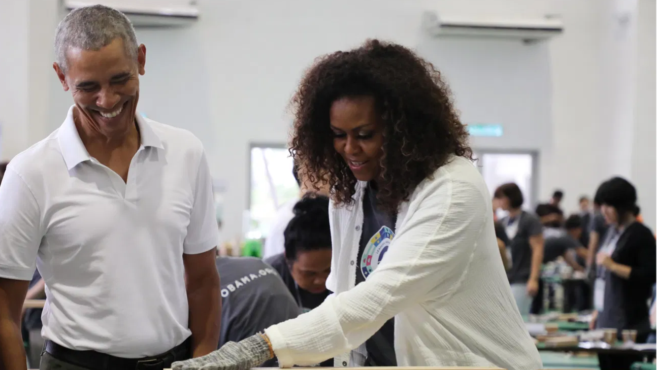 Obamas really ‘living separate lives’? Report says, ‘It’s just an act for…’