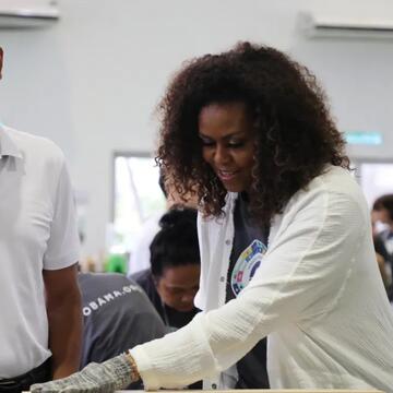 Obamas really ‘living separate lives’? Report says, ‘It’s just an act for…’