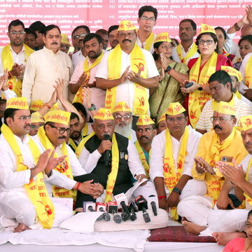 'Yellow Storm' in Nagpur: OBCs rally against Maratha Kunbi certificates
