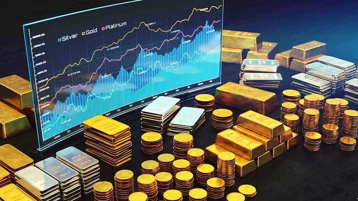 Gold prices slip marginally, silver rates climb again