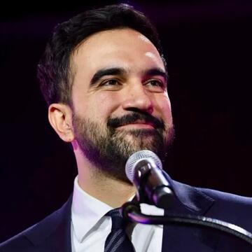 Zohran Mamdani’s mom, Mira Nair, celebrates her son’s victory with just 3 words