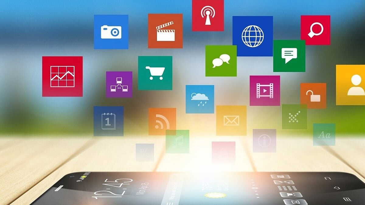 India sees threefold rise in generative AI app downloads, touching 60 crores in 2025