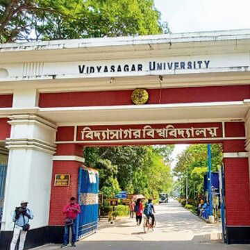 AI to deliver job updates instantly with a single click