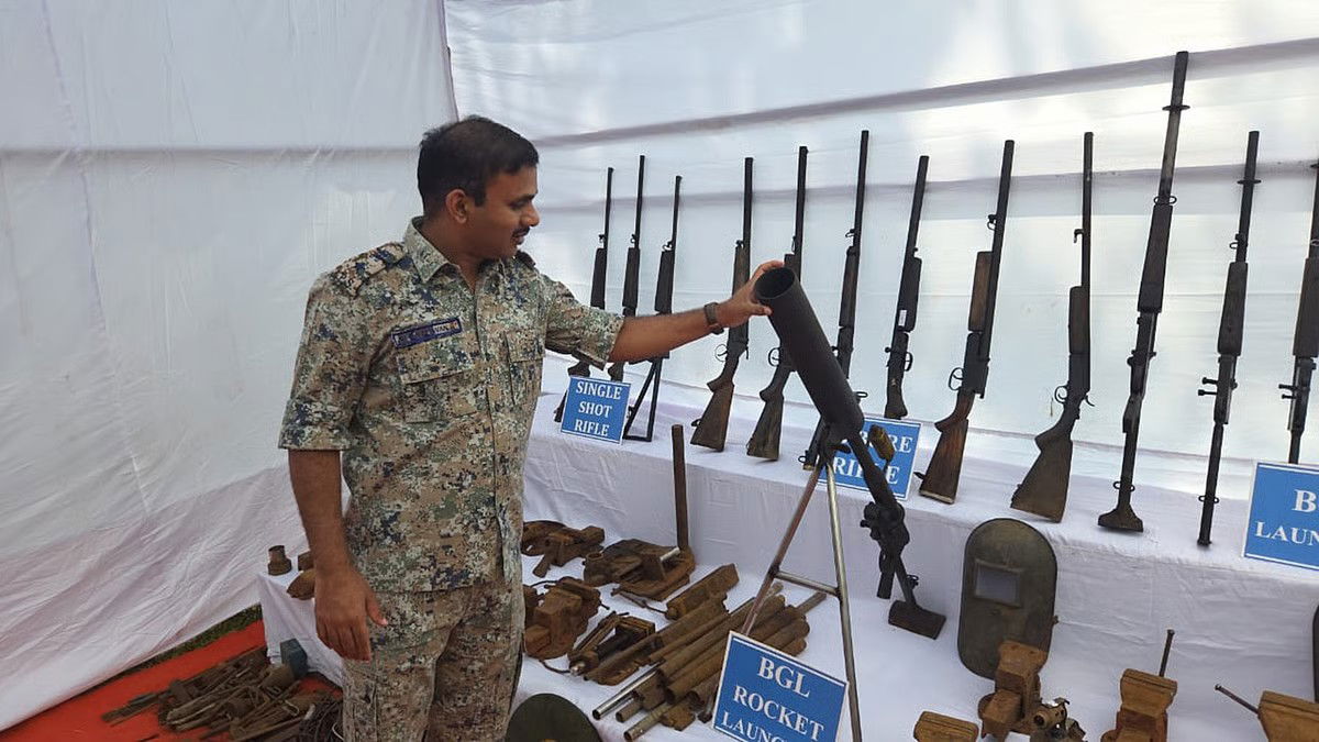 माओवादी नेटवर्क को गहरा झटका, नक्सलियों की ऑर्डिनेंस फैक्ट्री ध्वस्त, भारी मात्रा में हथियार बरामद