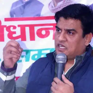 कानपुर के बकरी बाजार में बवाल, पूर्व विधायक इरफान सोलंकी पर मारपीट और धमकी का मामला दर्ज