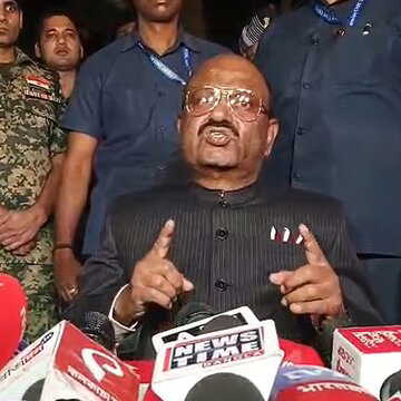 ‘घुसपैठ करने पर…’, हाकिमपुर सीमा का निरीक्षण करके राज्यपाल ने क्या कहा?