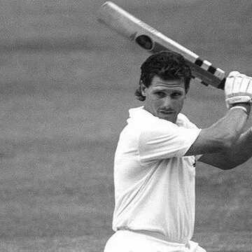 इंग्लैंड के पूर्व क्रिकेटर रॉबिन स्मिथ का निधन, 62 वर्ष की आयु में ली अंतिम सांस