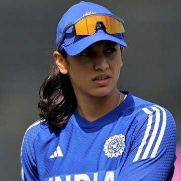 निराशा में डूबी स्मृति ने साझा की अपने जीवन की अज्ञात दास्तां...